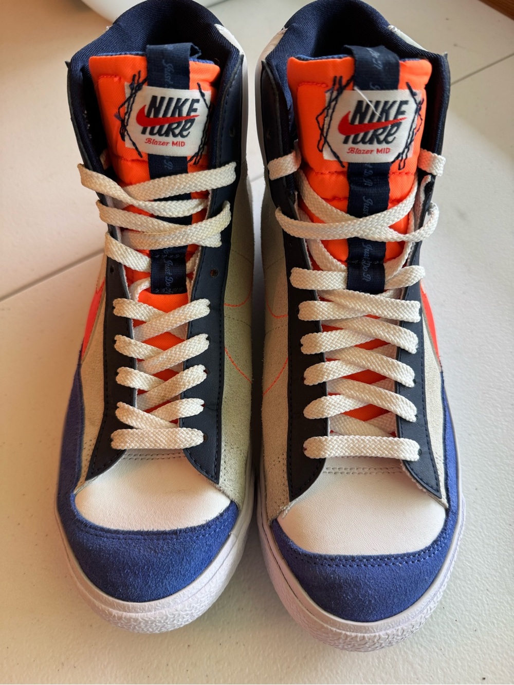 Nike Blazer Mid ‘77 SE White/Navy/Team Orange - Picture 4 of 6